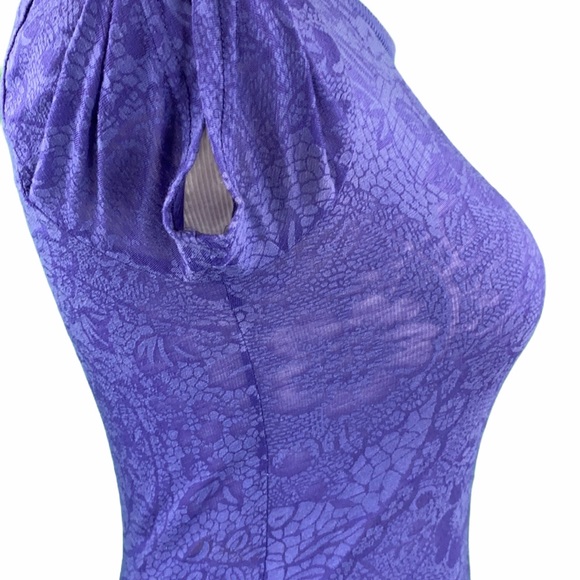 BKE Snake Skin Print Short Sleeve Burnout Tee - Picture 4 of 12